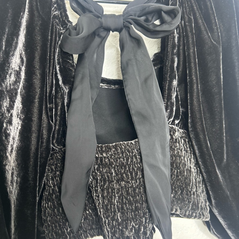 Free People Marie Black Velvet Puff Sleeve Tie-Back Blouse - Picture 13 of 13